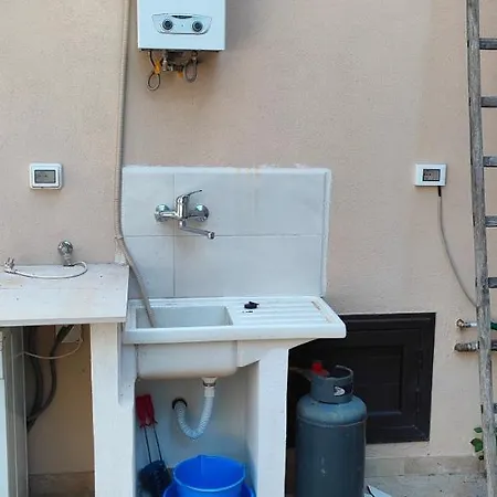 Holiday home Casa E Giardino Taormina A 100 Mt Da Stazione E 30 Mt Dal Mare Giardini Naxos