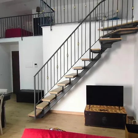 Casa E Giardino Taormina A 100 Mt Da Stazione E 30 Mt Dal Mare *